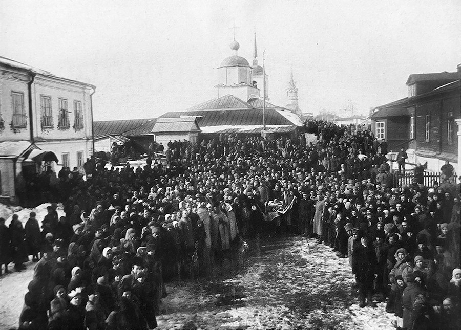 Похороны врача Семеновского, 1919 год