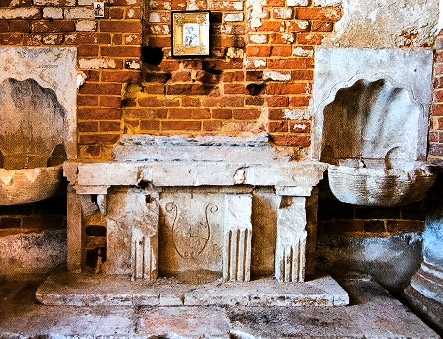 Купель Владимирского храма села Баловнево