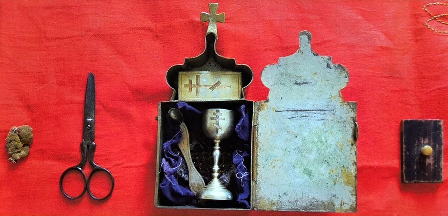 Походный набор для причастия священника села Избищи