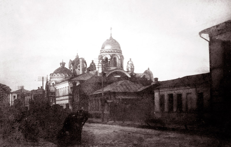 Вид на Александро-Михайловскую церковь с Успенской улицы
