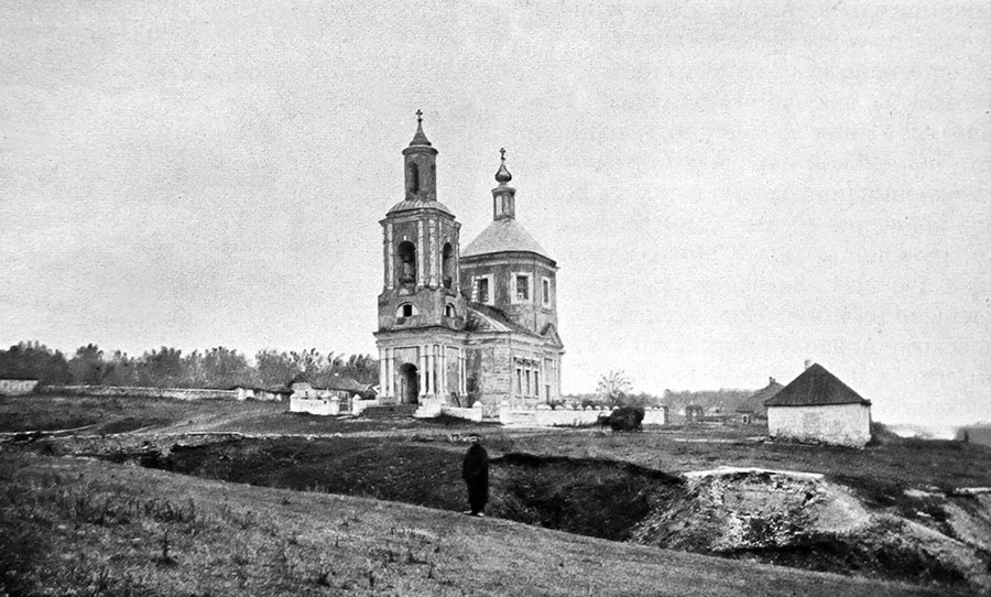 Знаменский храм села Спешнево